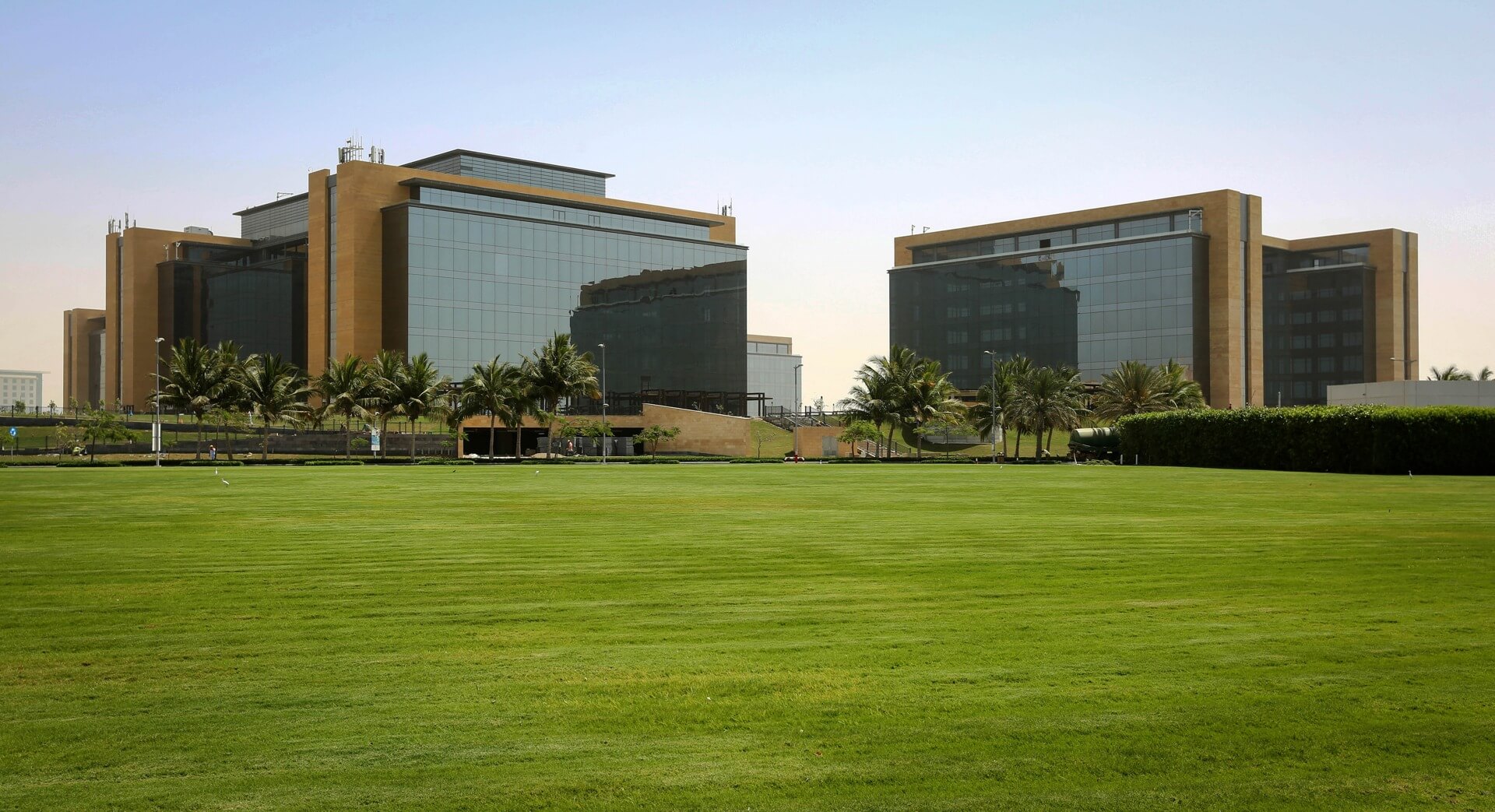  Bayviwes business park green space- KAEC