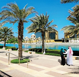 Bay La Sun Marina promenade view - KAEC