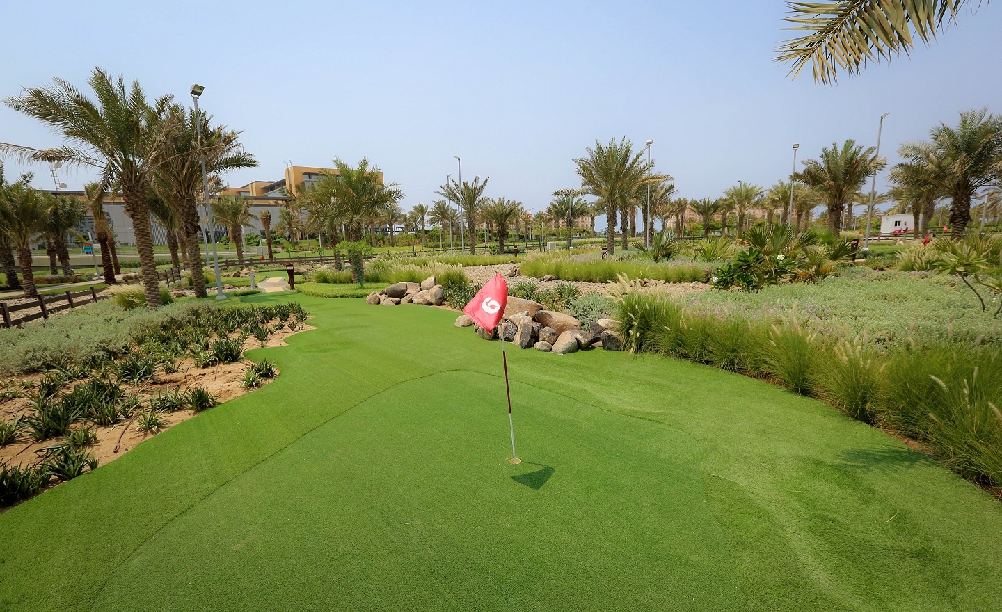 City and Juman Park - Mini Golf 4
